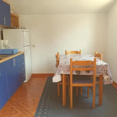 Apartament Vacation Andrea Gradac (Split-Dalmatia)