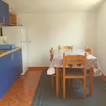 דירה Vacation Andrea גראדאץ