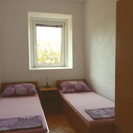 Vacation Andrea Apartman Gradac (Split-Dalmatia)